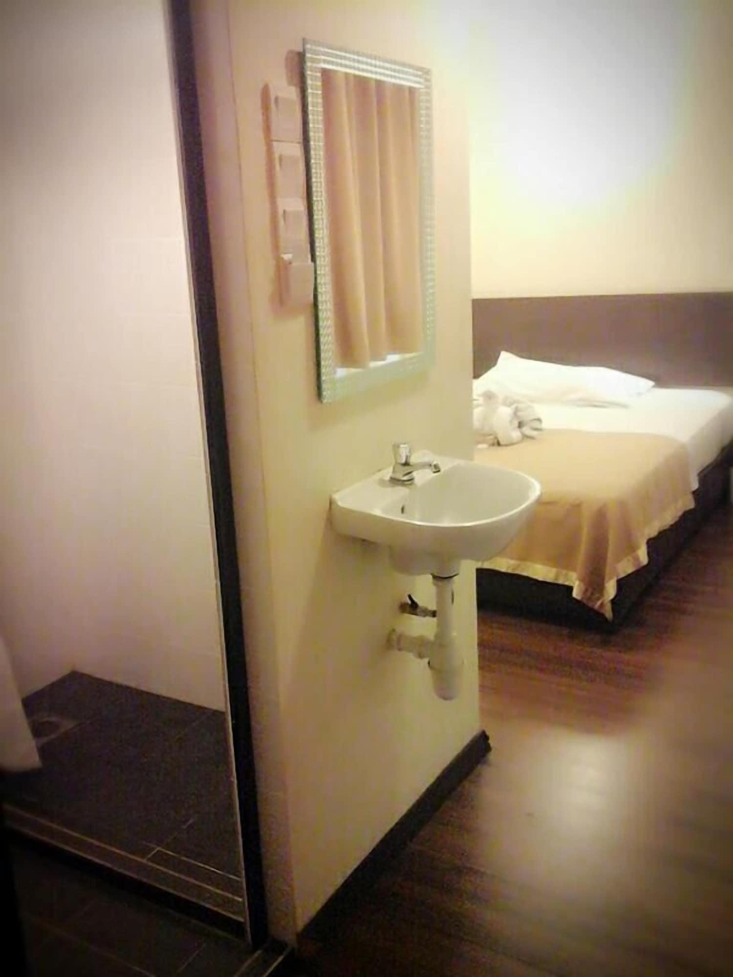 So Hotel George Town Exterior foto